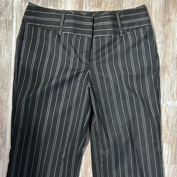 Express - Picture 5 of 7